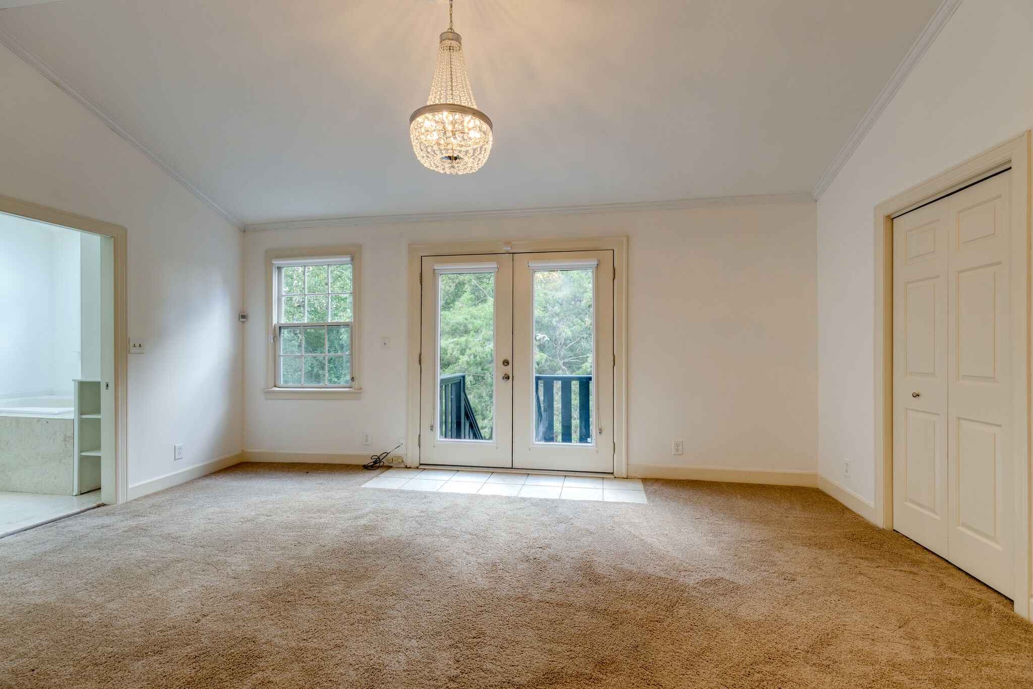 111 Mockingbird Road Nashville, TN 37205 - Photo 28 of 49 an empty room with windows