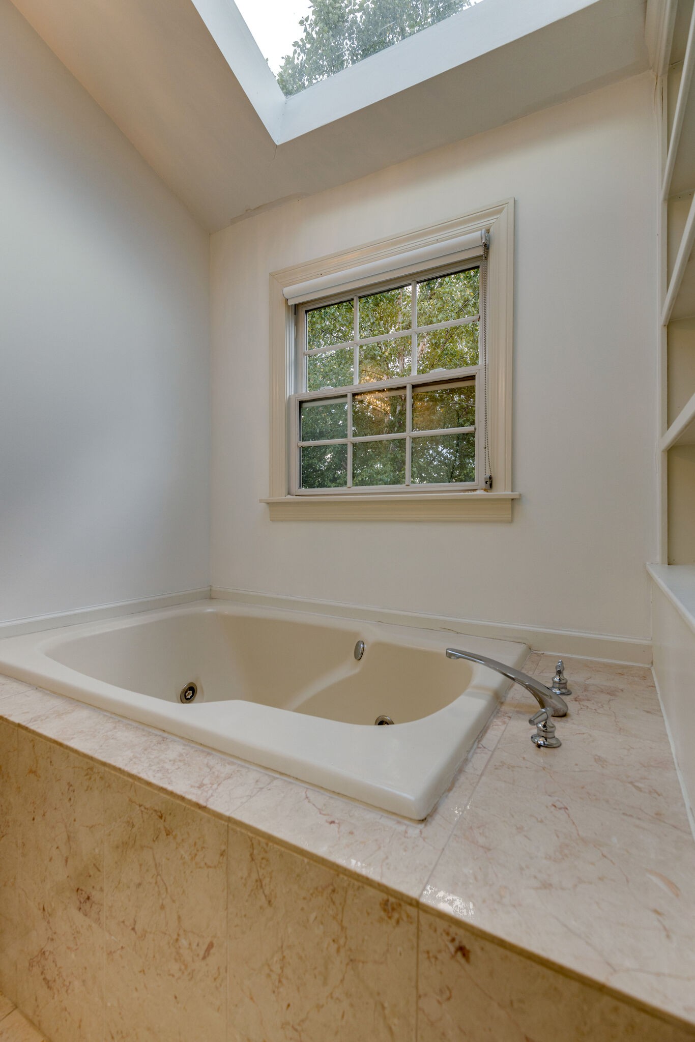 111 Mockingbird Road Nashville, TN 37205 - Photo 33 of 49 a bath tub sitting next to a window