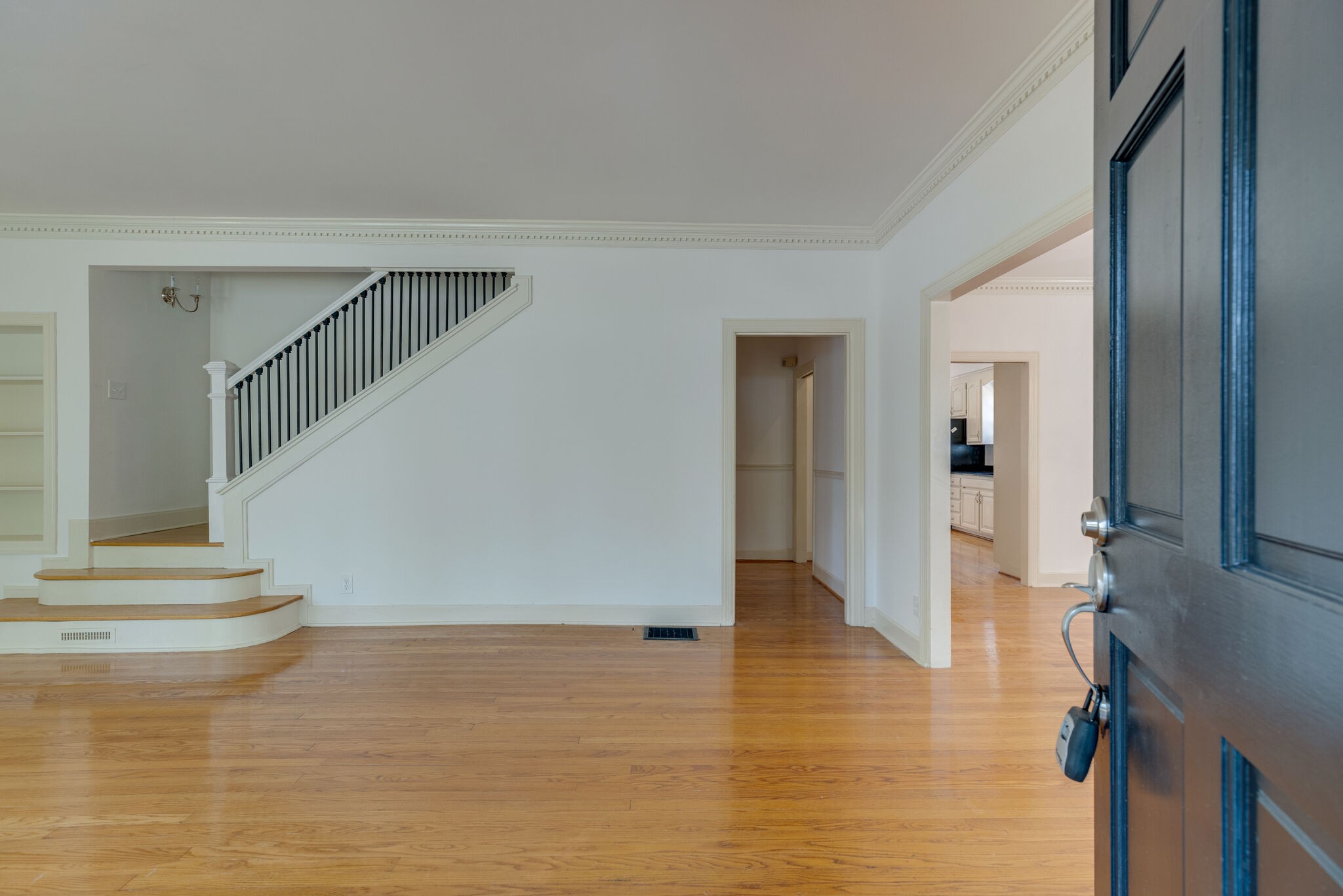 111 Mockingbird Road Nashville, TN 37205 - Photo 5 of 49 a view of entryway and hall with wooden floor
