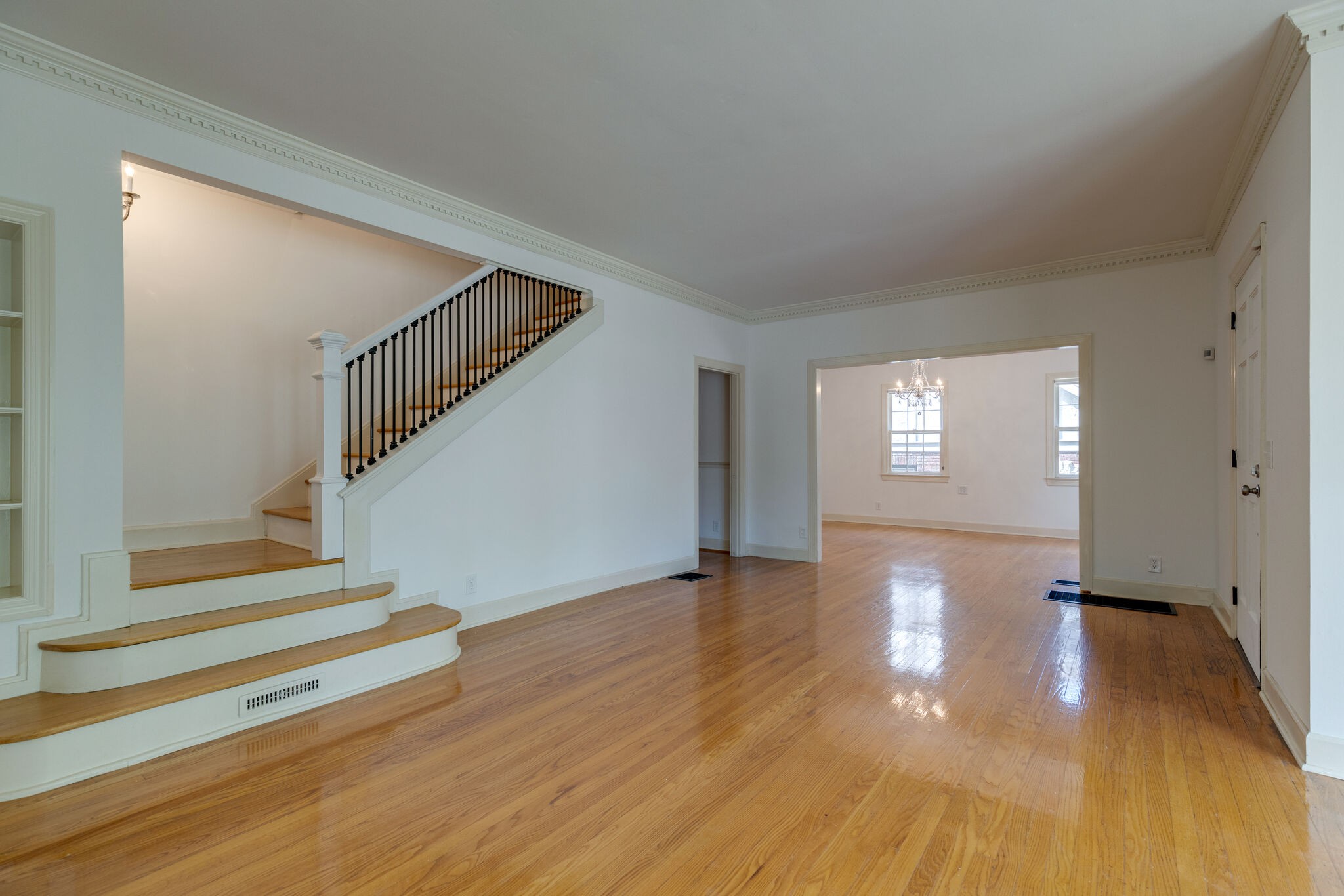 111 Mockingbird Road Nashville, TN 37205 - Photo 7 of 49 a view of entryway and hall with wooden floor