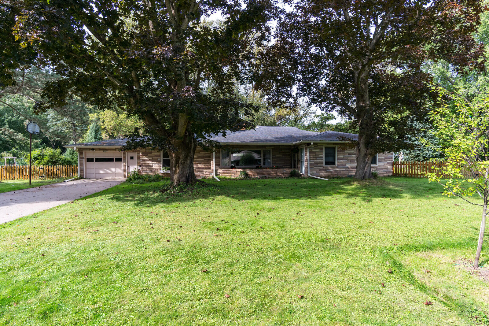 N1769 Birchview Road Shelby, WI 54601 - Photo 2 of 27 02_N1769BirchviewRd_Exterior2_mls