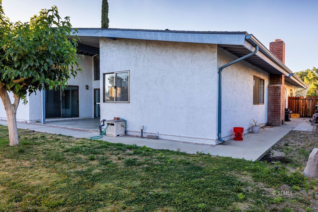 817 Hurschell Avenue Ridgecrest, CA 93555 - Photo 45 of 46