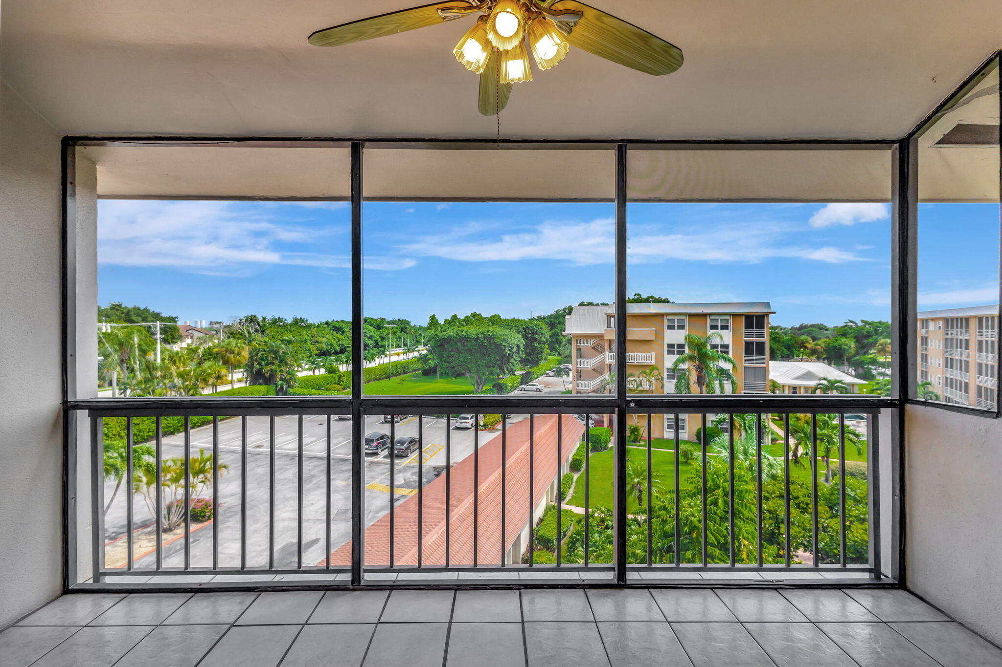 300 Golfview Road, Unit 506 North Palm Beach, FL 33408 - Photo 14 of 50 Balcony