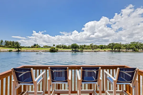 $2,700 | 300 Golfview Road, Unit 506, North Palm Beach, FL 33408