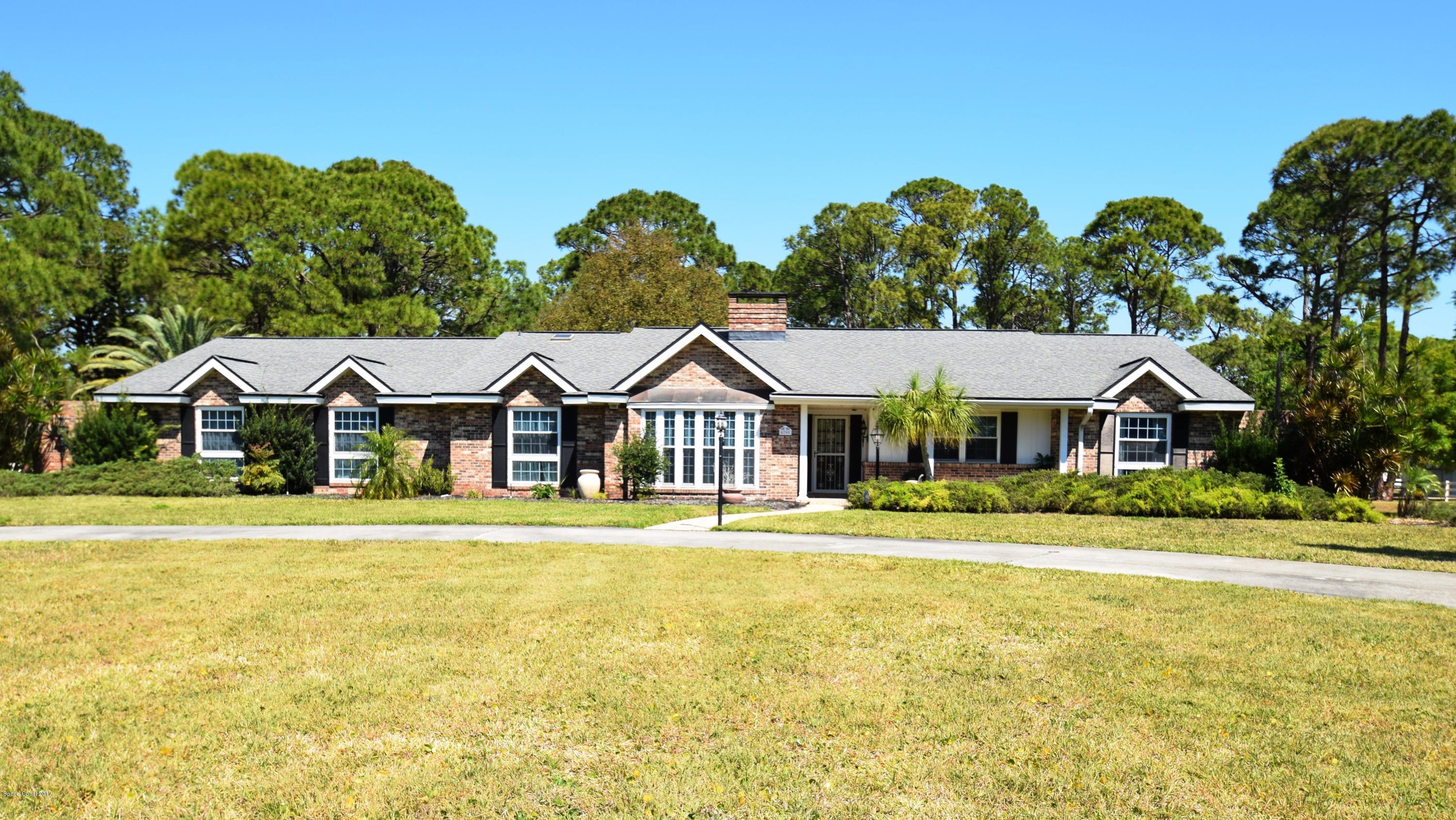 4200 Pinewood Road Melbourne, FL 32934 - Photo 1 of 40 Front