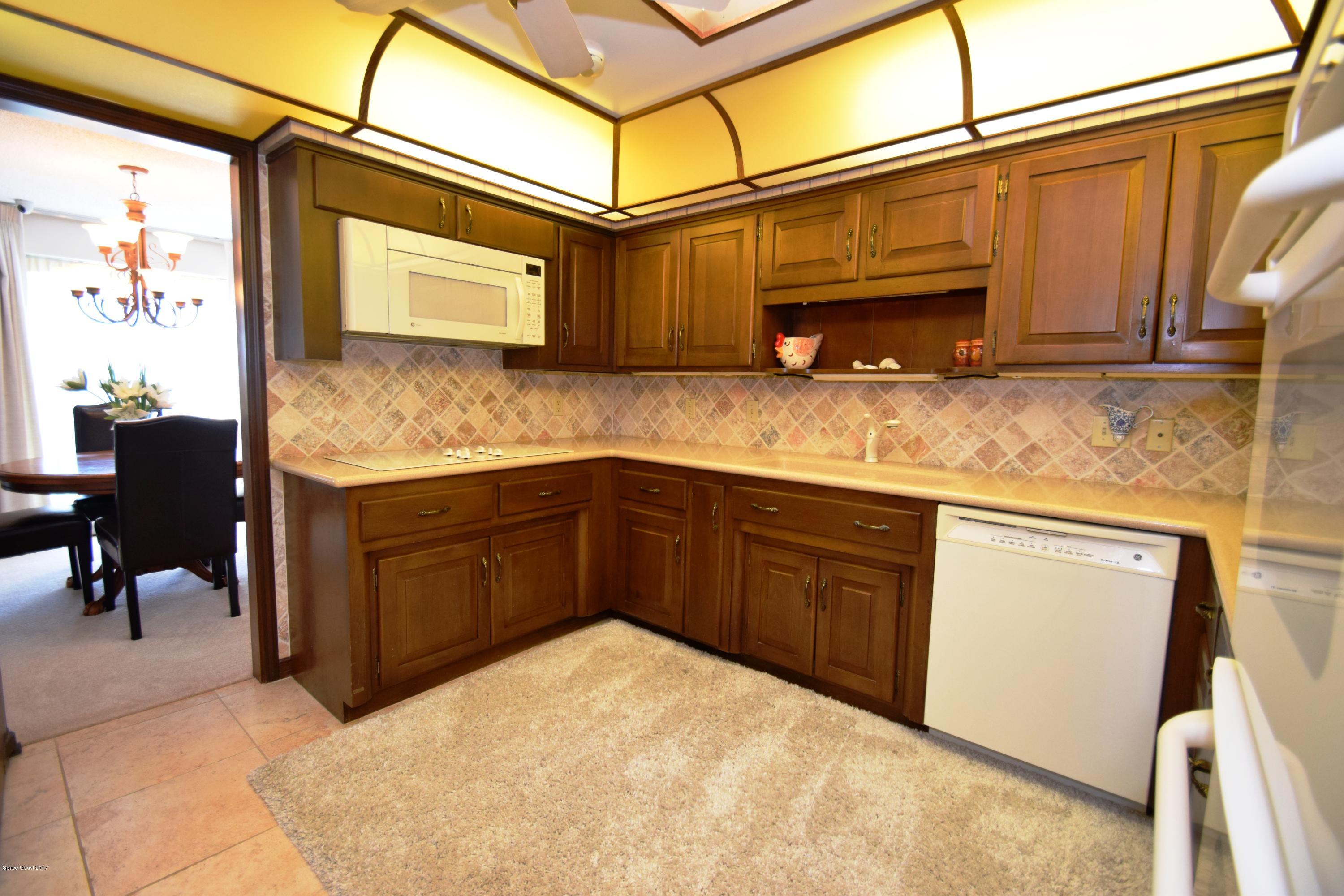 4200 Pinewood Road Melbourne, FL 32934 - Photo 12 of 40 Kitchen View 2