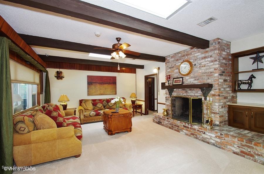4200 Pinewood Road Melbourne, FL 32934 - Photo 14 of 40 Family Room