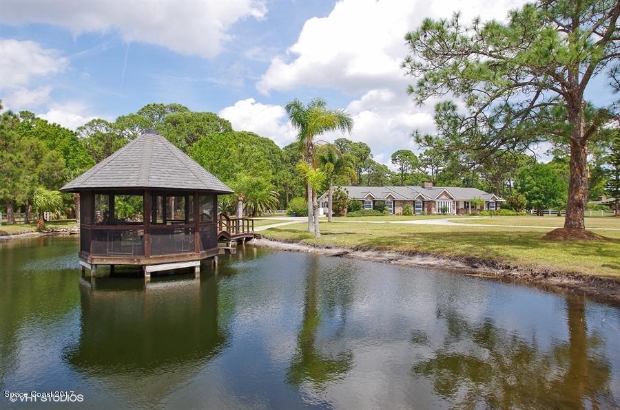 4200 Pinewood Road Melbourne, FL 32934 - Photo 3 of 40 Pond with Gazebo
