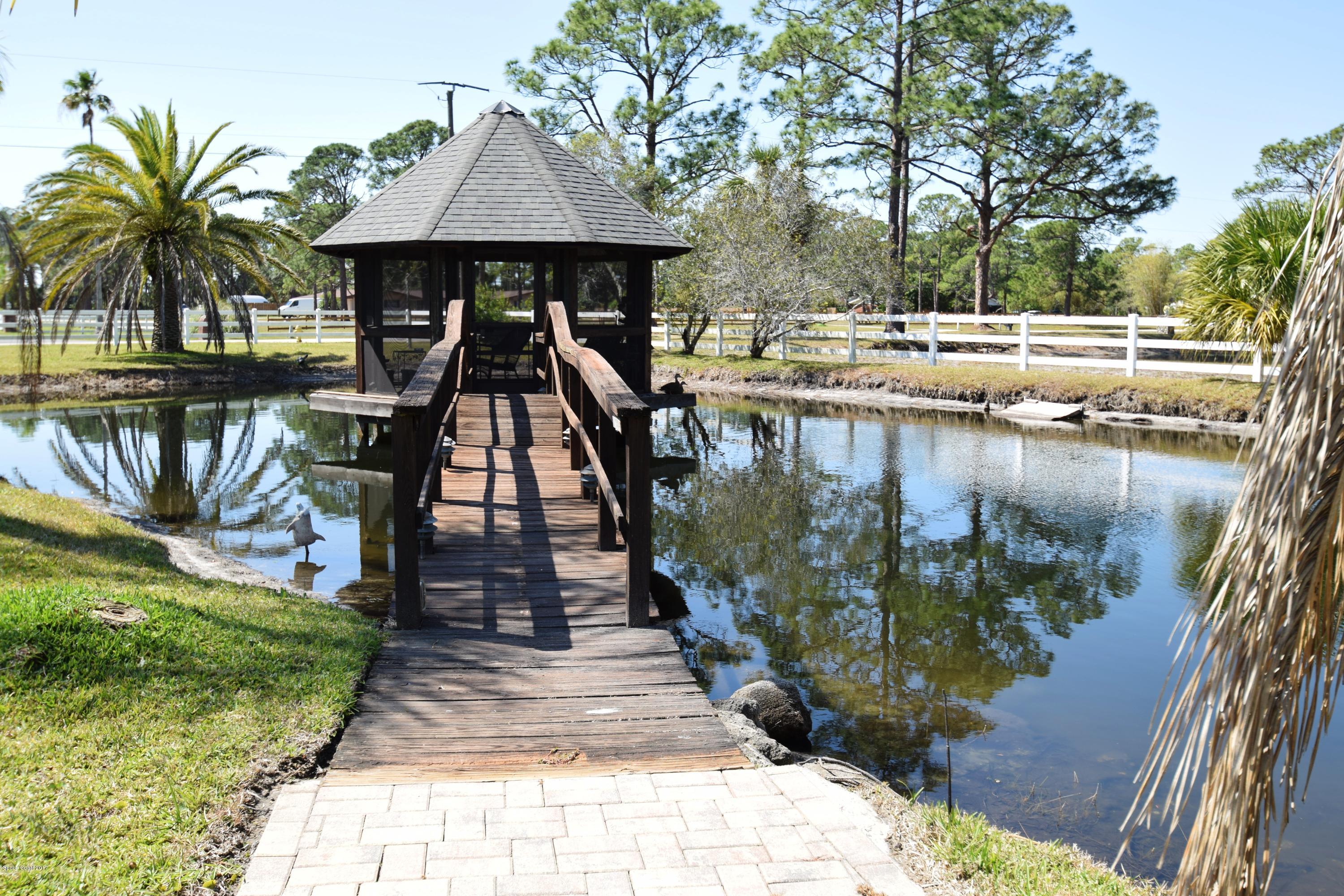 4200 Pinewood Road Melbourne, FL 32934 - Photo 4 of 40 Gazebo