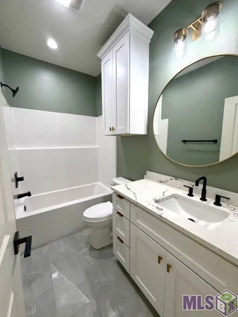 $2,000 | 808 South Audubon Pl Avenue, Gonzales, LA 70737