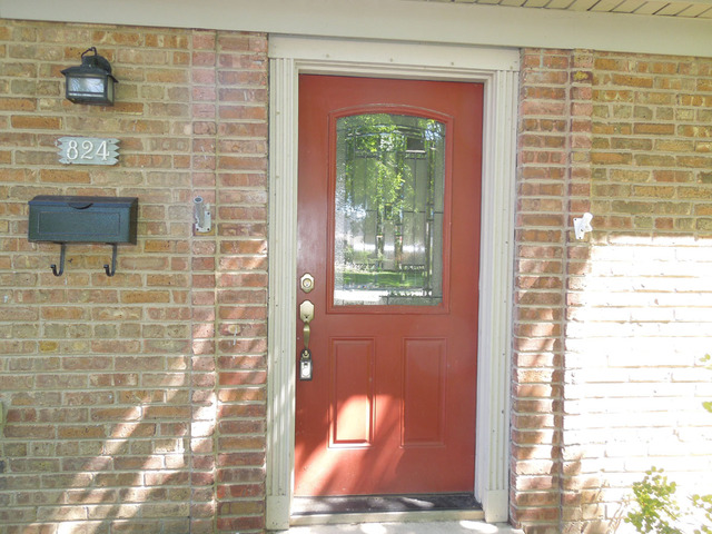 824 East Rockland Road Libertyville, IL 60048 - Photo 2 of 17
