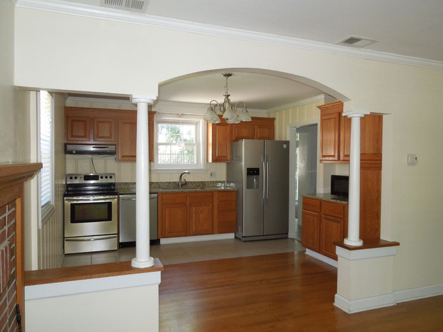 824 East Rockland Road Libertyville, IL 60048 - Photo 8 of 17