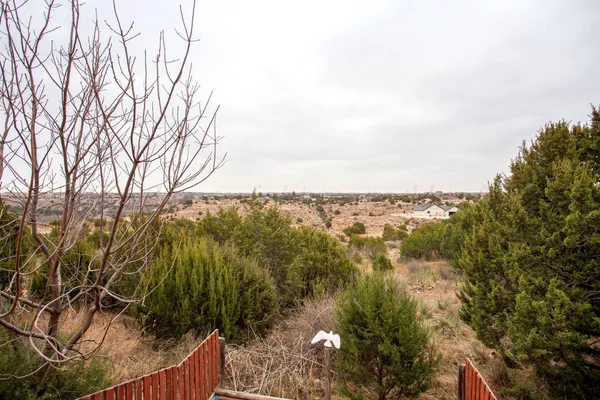 $340,000 | 440 Roberts Drive, Amarillo, TX 79118