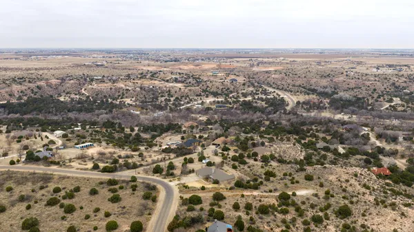 $340,000 | 440 Roberts Drive, Amarillo, TX 79118