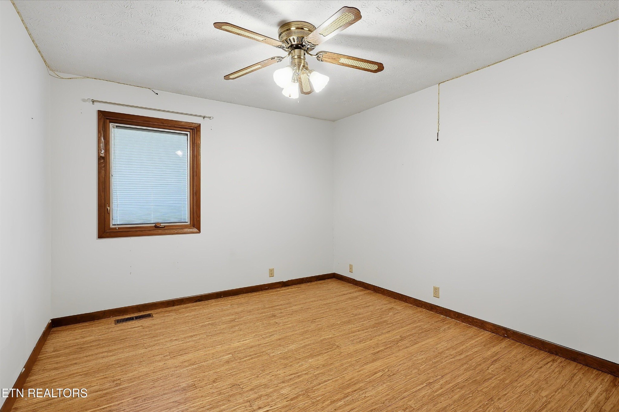 123 Dug Ridge Road Kingston, TN 37763 - Photo 25 of 38 Gallery Image 25