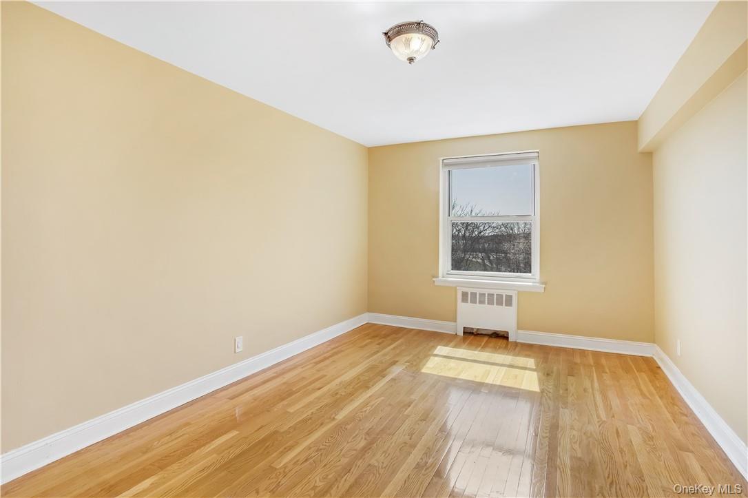 730 Pelham Road, Unit 3F New Rochelle, NY 10805 - Photo 13 of 26
