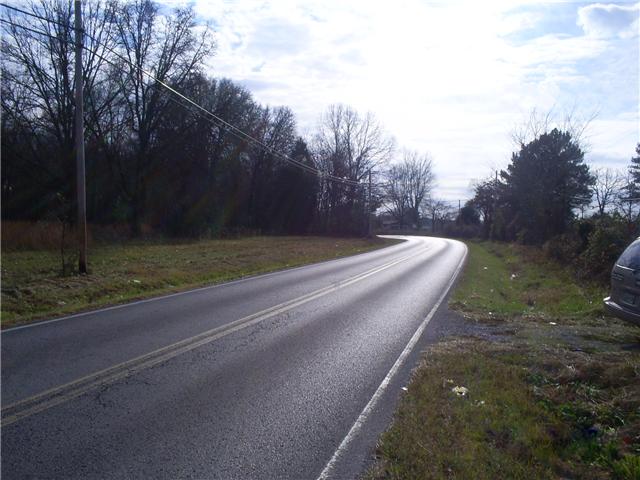 589 Sears Roebuck Road Tullahoma, TN 37388 - Photo 11 of 11 Right side of the road coming to the house