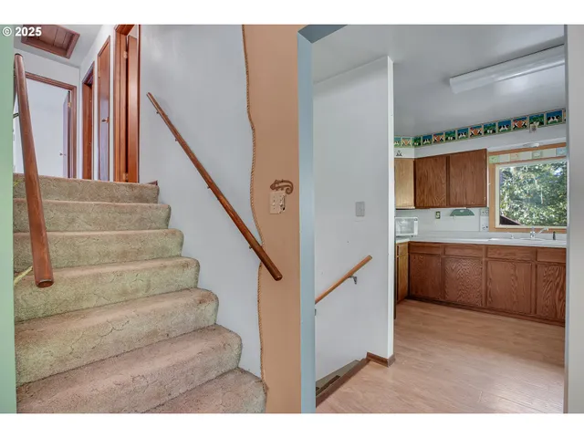 $299,000 | 47085 Old 77 Vesper Lane, Birkenfeld, OR 97016