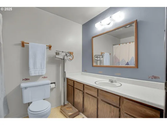 $299,000 | 47085 Old 77 Vesper Lane, Birkenfeld, OR 97016