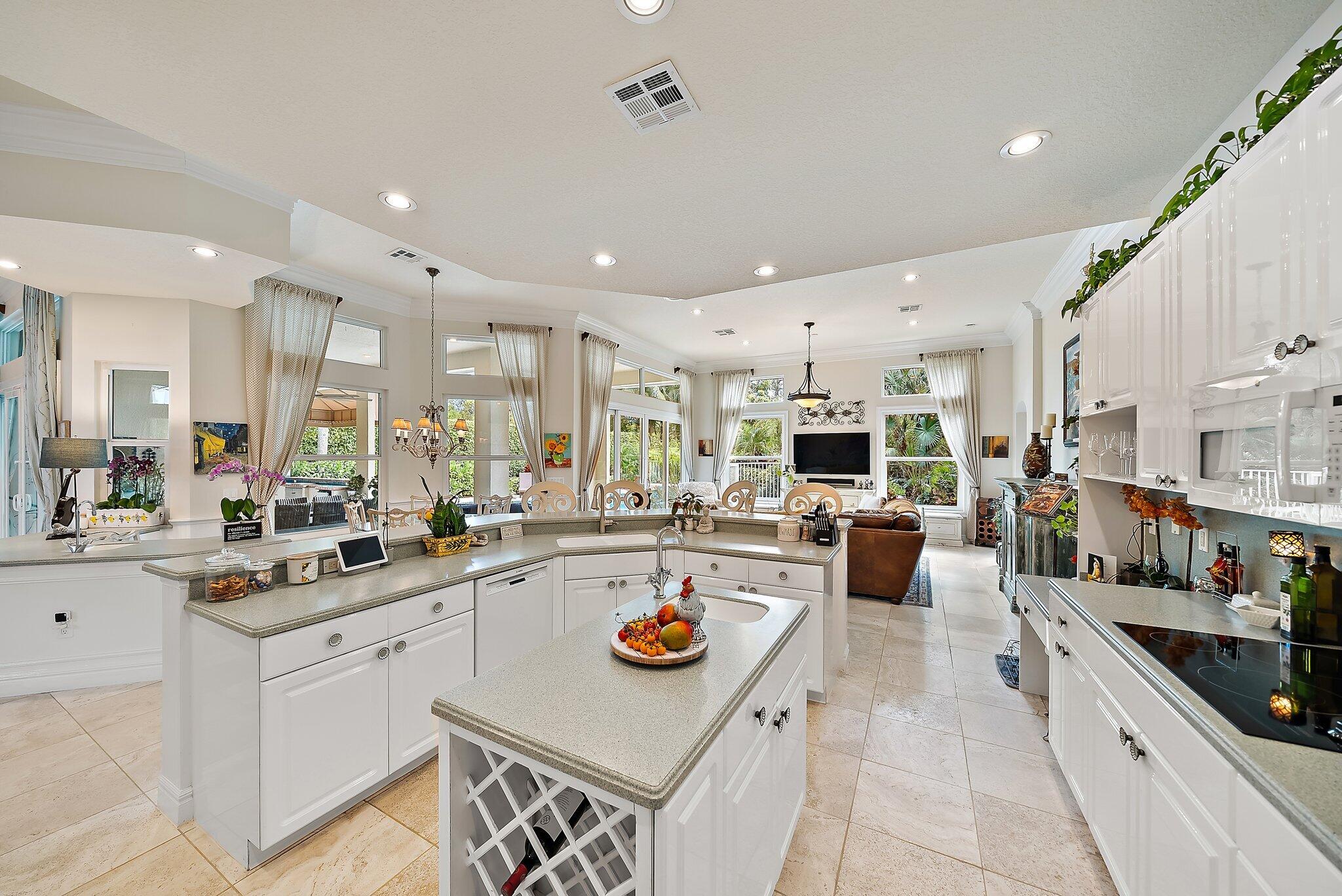 5900 Our Robbies Road Jupiter, FL 33458 - Photo 12 of 49 035-5900OurRobbiesRd-Jupiter-SMALL