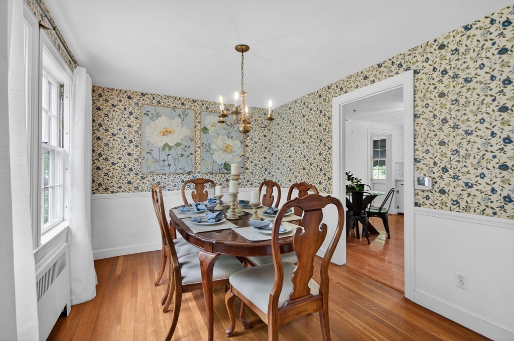 9 Stratford Road Andover, MA 01810 - Photo 6 of 35