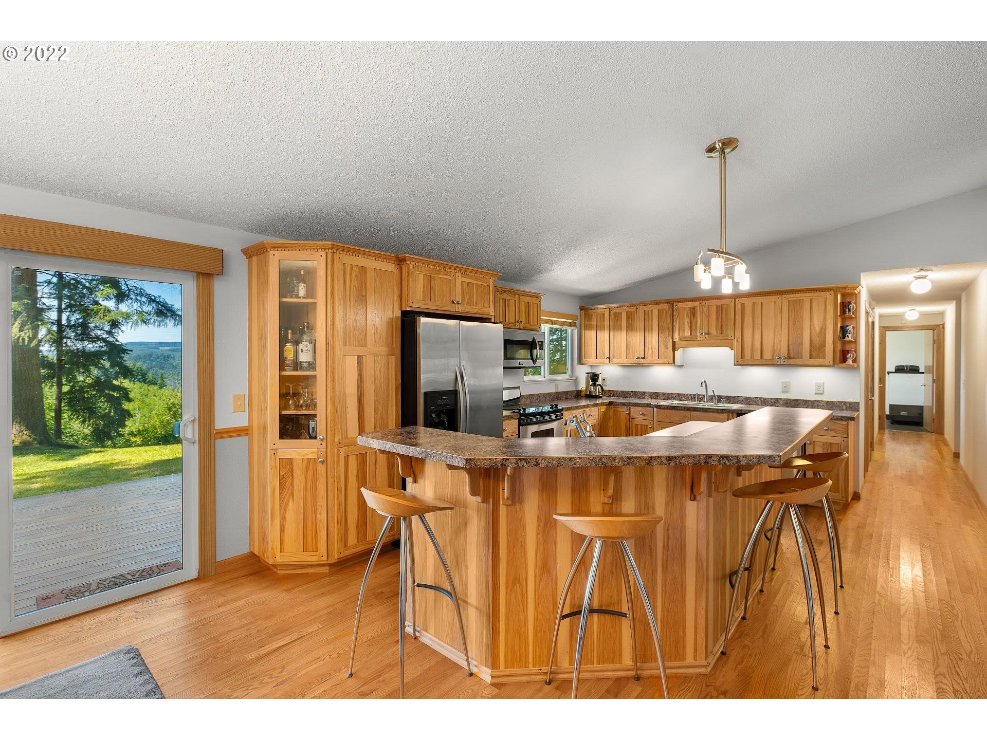 57271 Walker Road Scappoose, OR 97056 - Photo 12 of 31 Kitchen