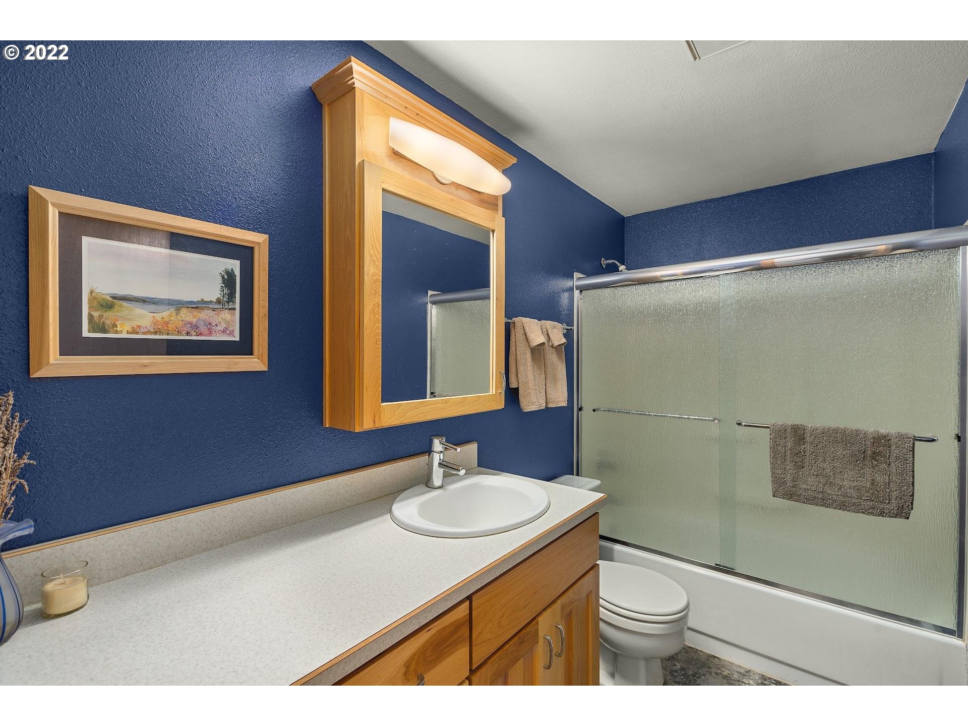 57271 Walker Road Scappoose, OR 97056 - Photo 19 of 31 Gallery Image 19