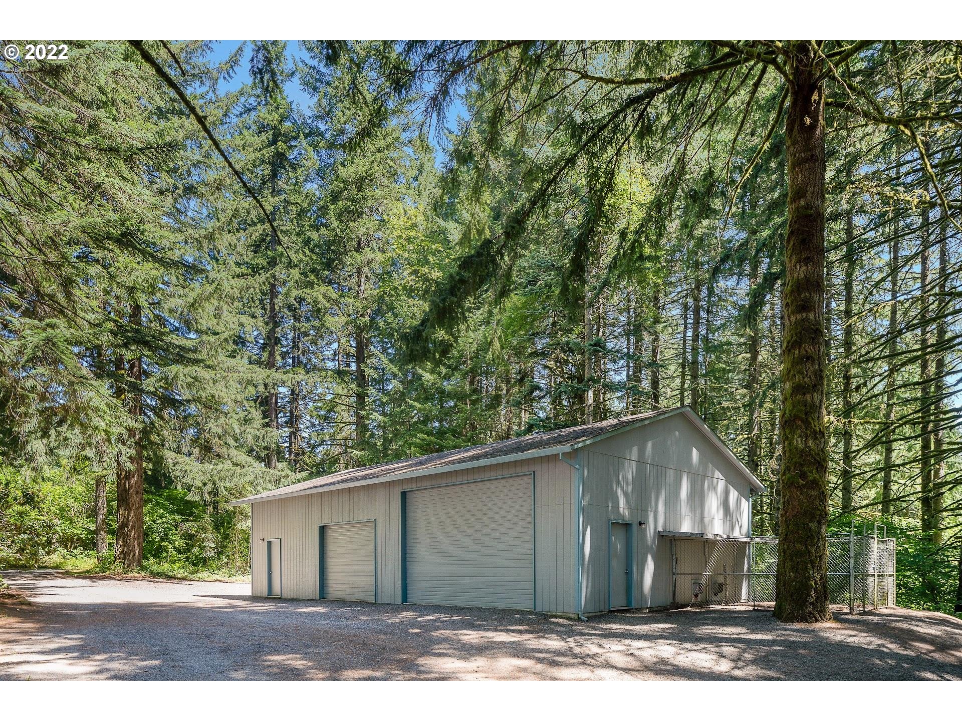 57271 Walker Road Scappoose, OR 97056 - Photo 24 of 31 Workshop