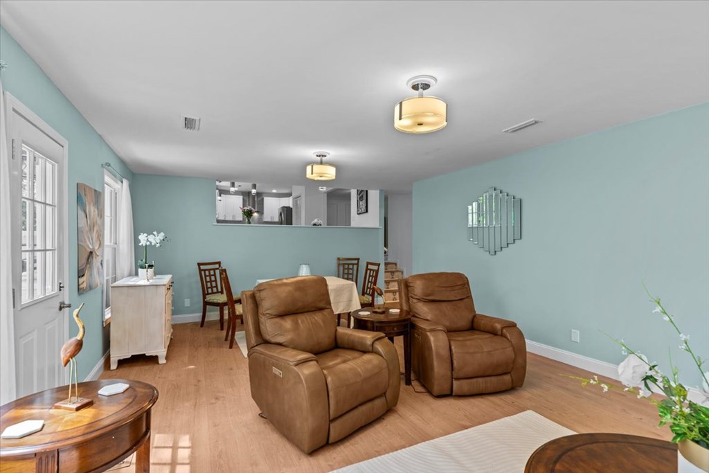 1114 Deerpath Road Dothan, AL 36303 - Photo 5 of 71
