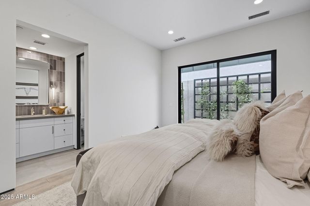 $4,952,250 | 5145 North Ascent Drive, Scottsdale, AZ 85253