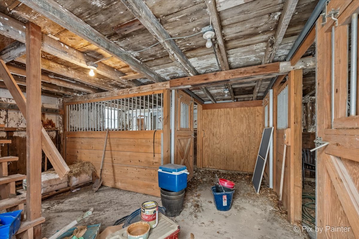 11N575 Rohrssen Road Elgin, IL 60120 - Photo 33 of 58