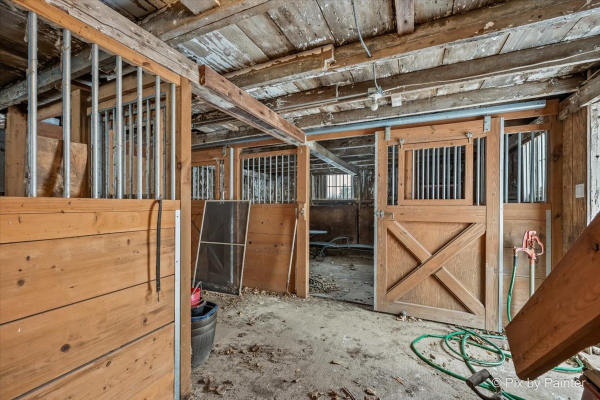 11N575 Rohrssen Road Elgin, IL 60120 - Photo 34 of 58