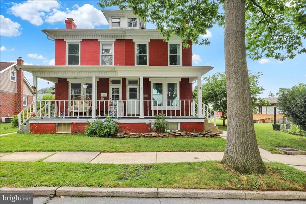 $279,900 | 707 Oley Street, Reading, PA 19610