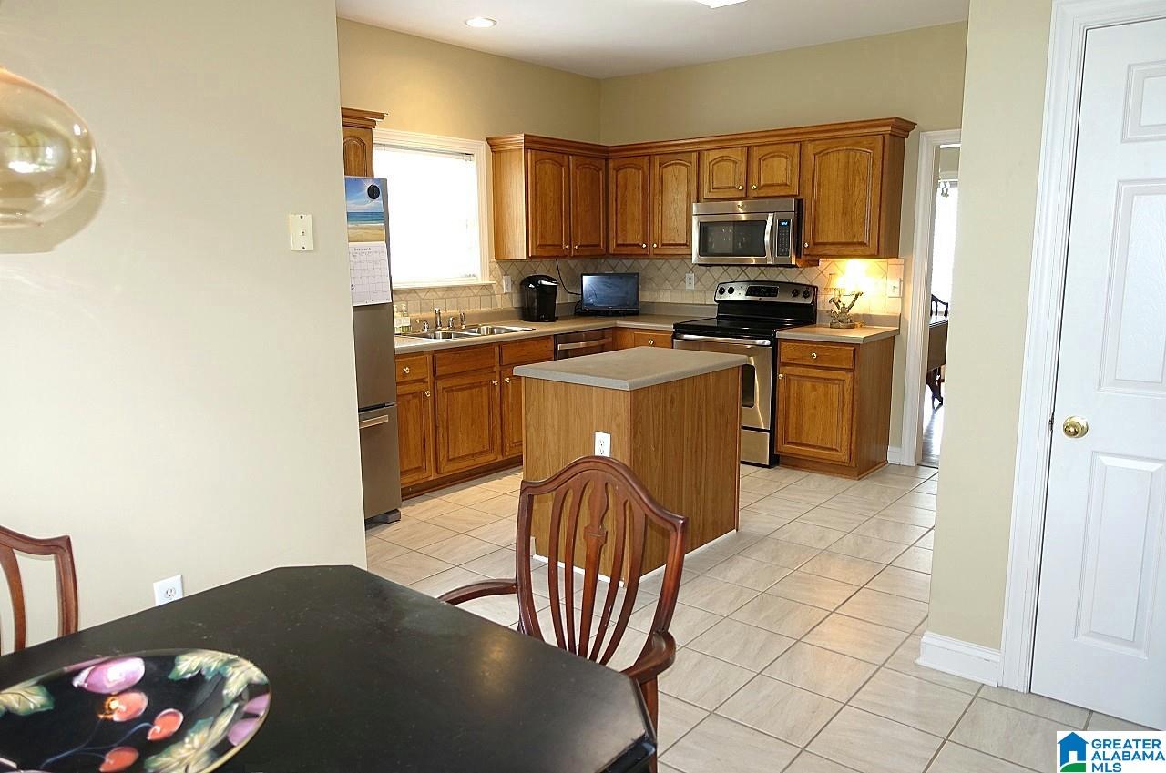 101 Arbor Way Sterrett, AL 35147 - Photo 11 of 28