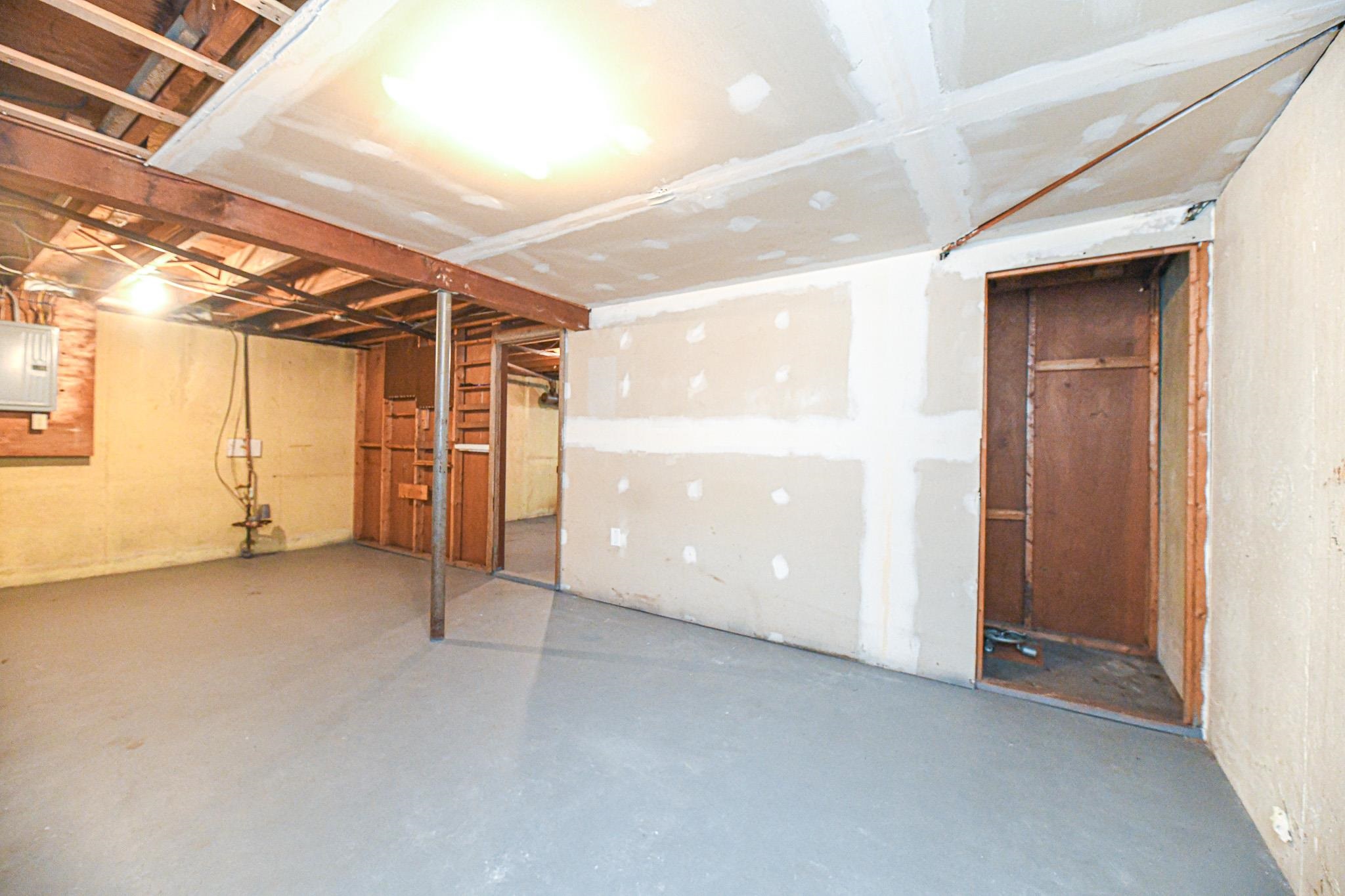 180 Airport Road Concord, NH 03301 - Photo 43 of 50