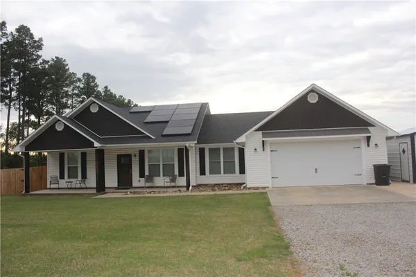 $385,000 | 1096 County Road 3530, Clarksville, AR 72830