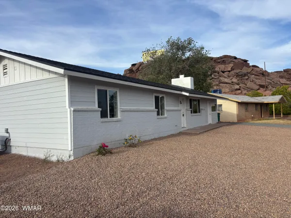 $259,000 | 828 14th Avenue, Holbrook, AZ 86025