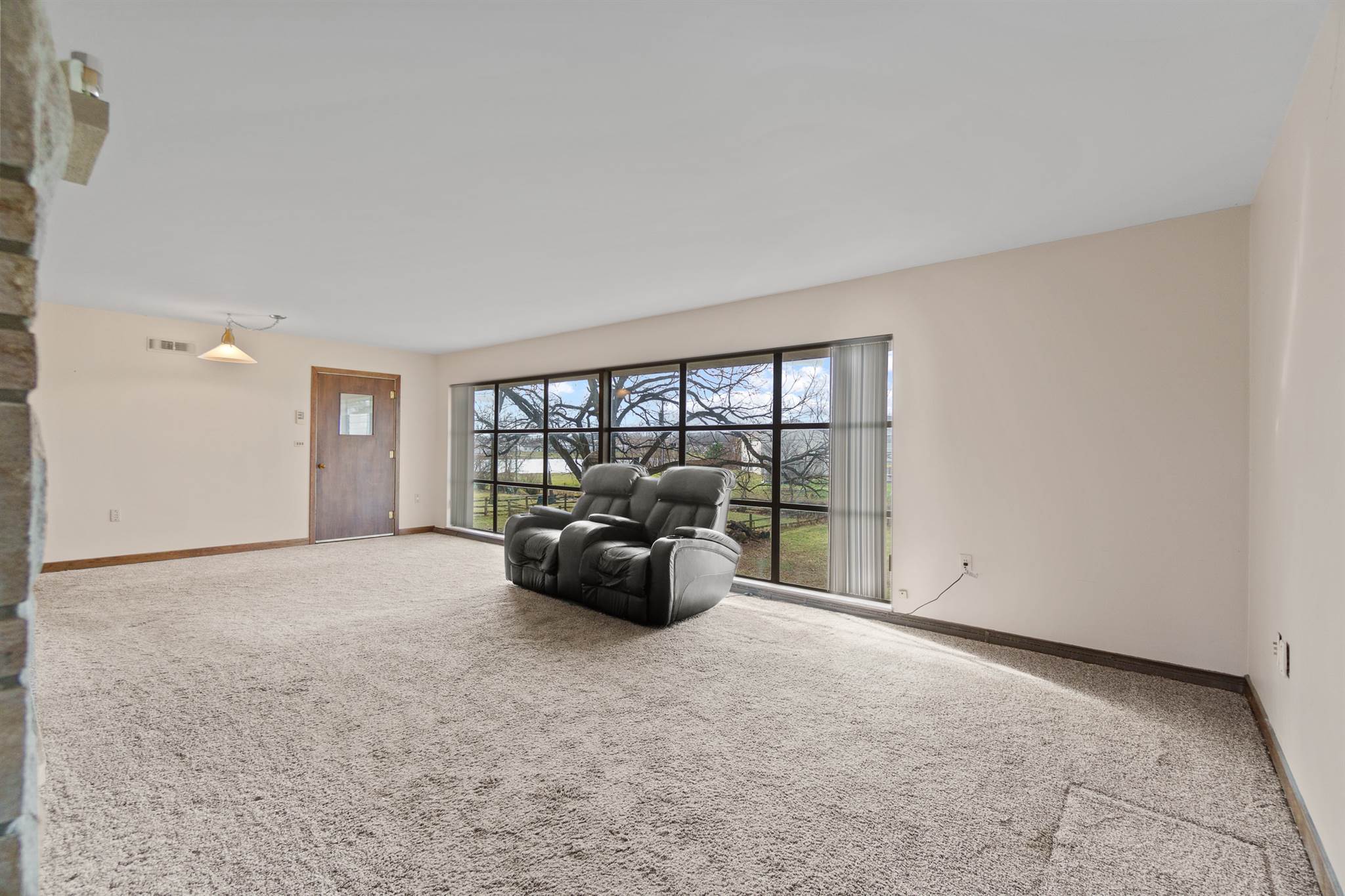 8227 Westridge Road Fort Wayne, IN 46825 - Photo 6 of 36 Gallery Image 6
