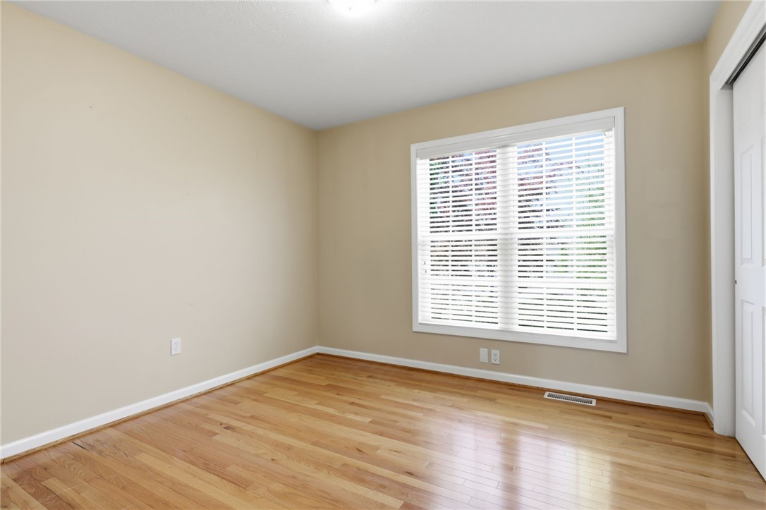 1024 Pondbrook Point Webster, NY 14580 - Photo 19 of 36 3rd Bedroom