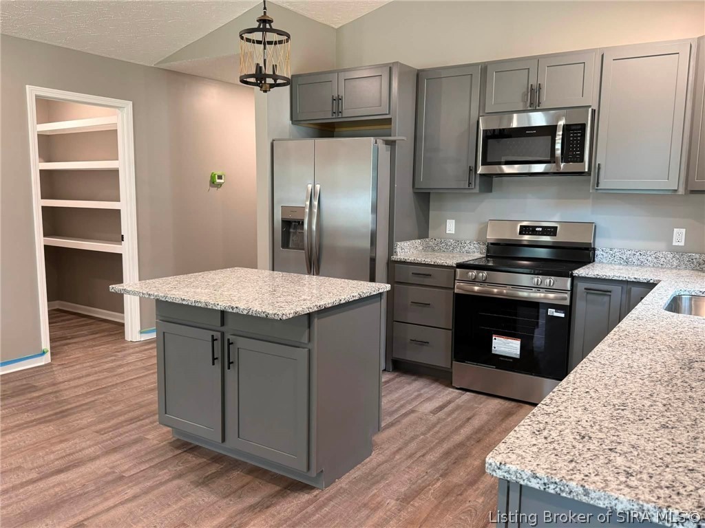 1160 South Riley Drive Scottsburg, IN 47170 - Photo 3 of 18 Gallery Image 3