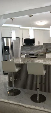 $3,200 | 5749 Camino Del Sol, Unit 202, Boca Raton, FL 33433