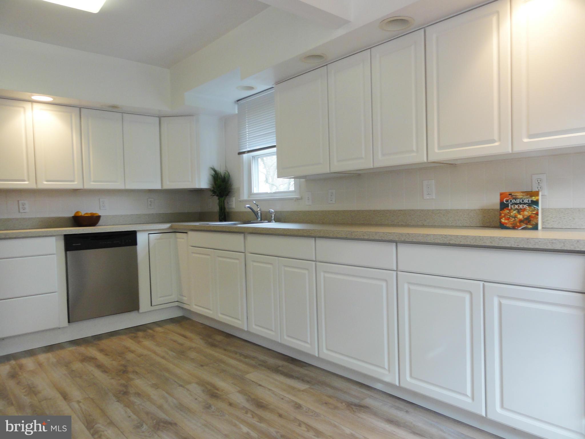 7769 Tick Neck Road Pasadena, MD 21122 - Photo 8 of 28 Kitchen