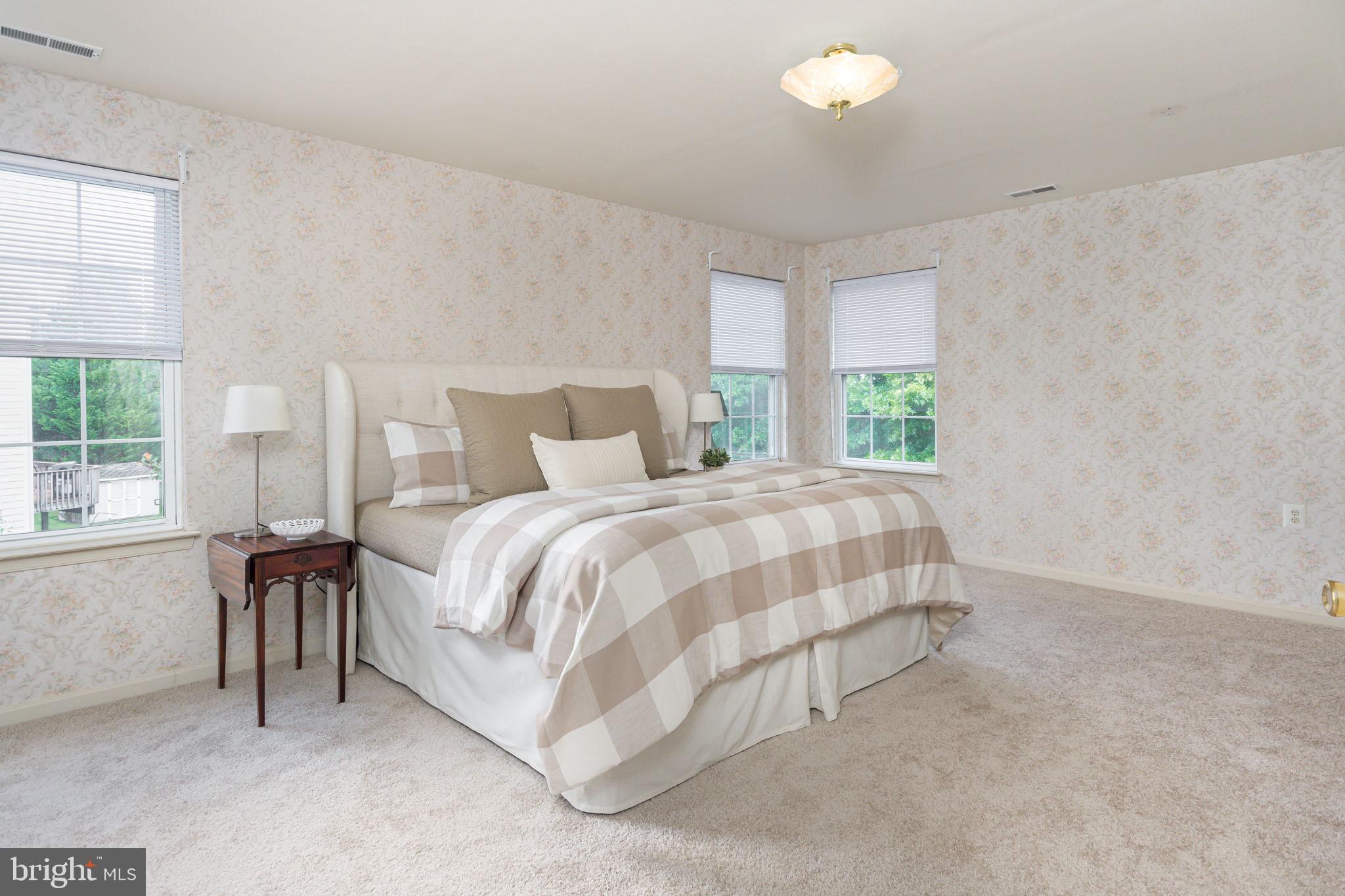 118 Queensberry Road Baltimore, MD 21237 - Photo 4 of 38 Master bedroom
