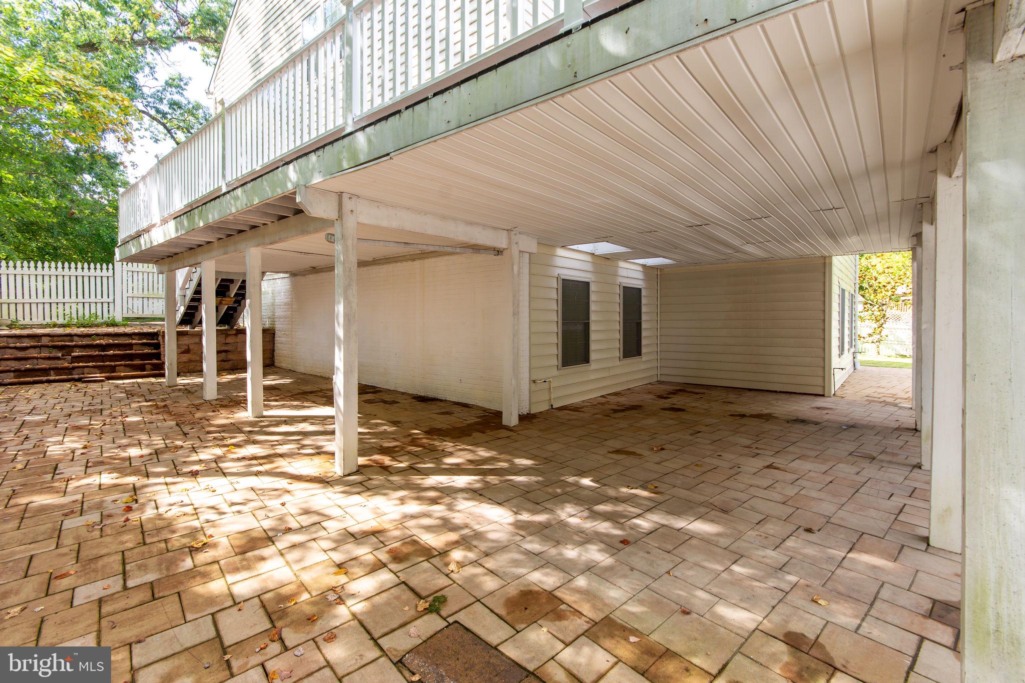 118 Queensberry Road Baltimore, MD 21237 - Photo 36 of 38 Patio under deck