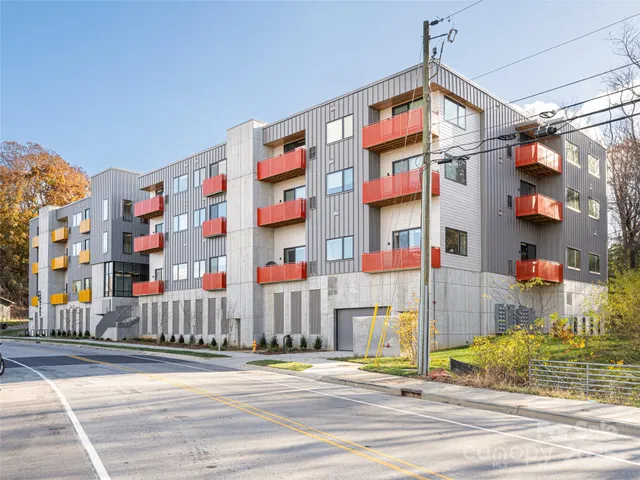 $423,900 | 68 Craven Street, Unit 310, Asheville, NC 28806