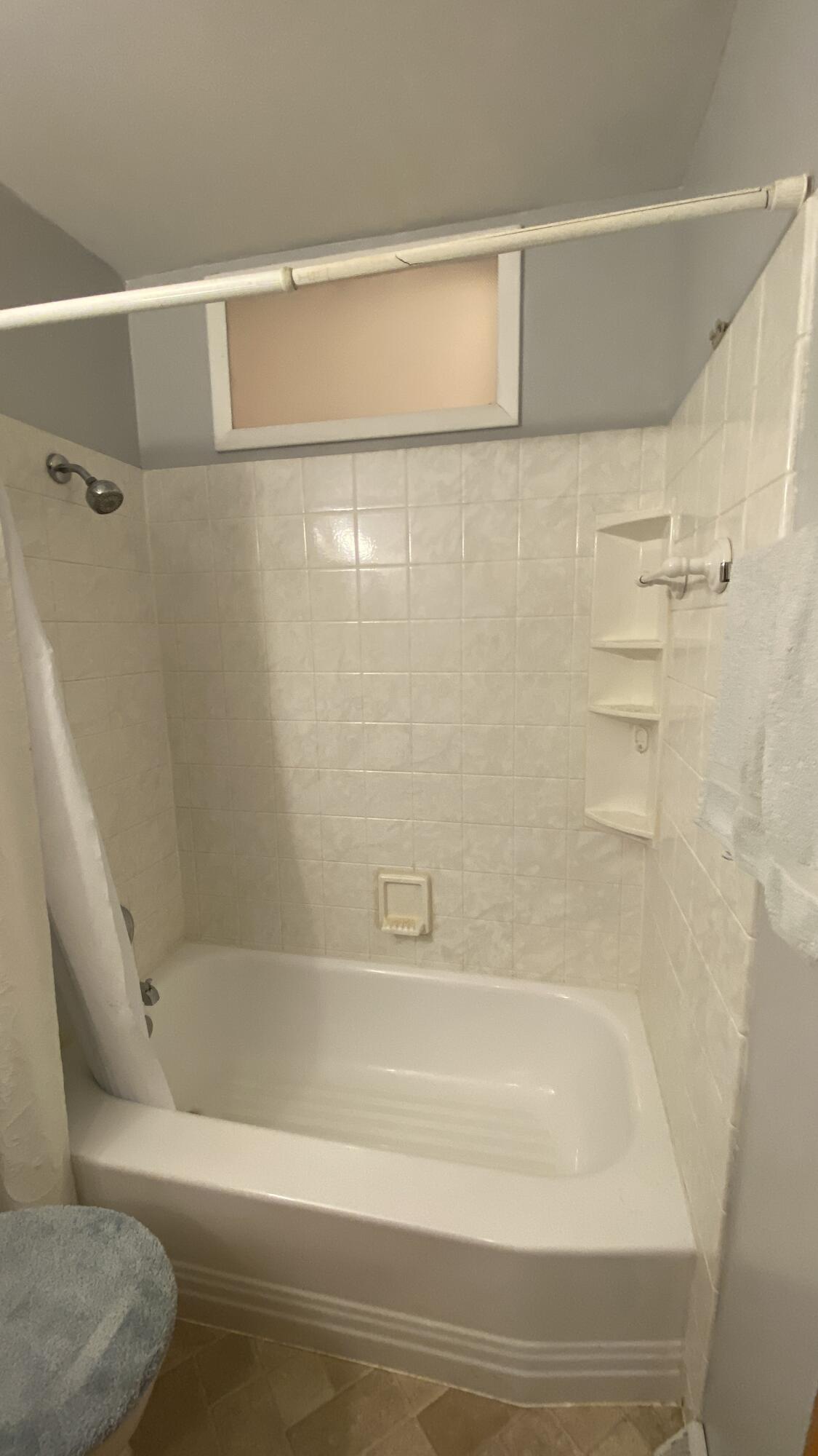 429 Fairview Avenue Crown Point, IN 46307 - Photo 5 of 47 1125x2000
