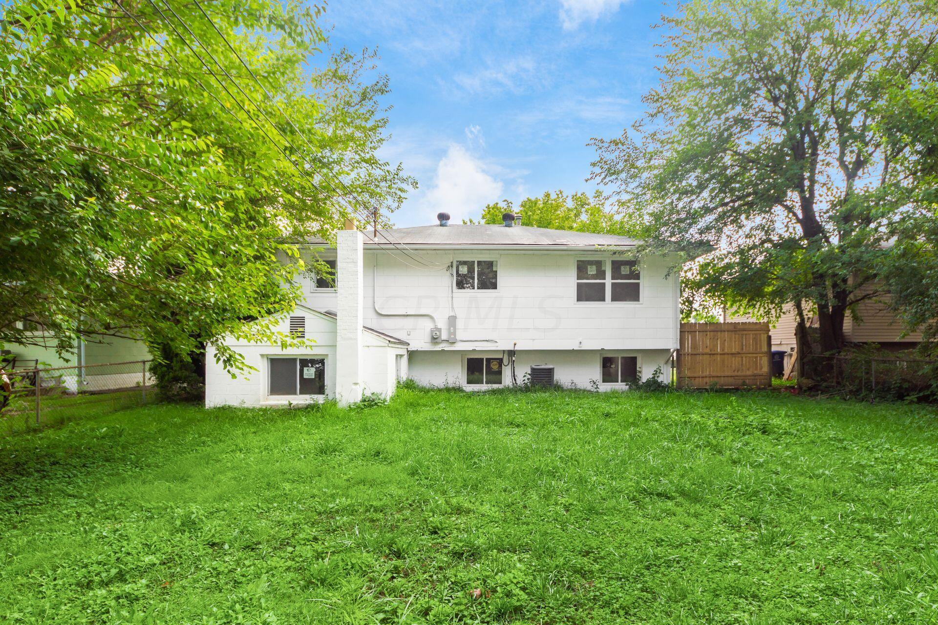 3927 Edendale Road Columbus, OH 43207 - Photo 26 of 26 013_082f2d_M 3927 Edendale073