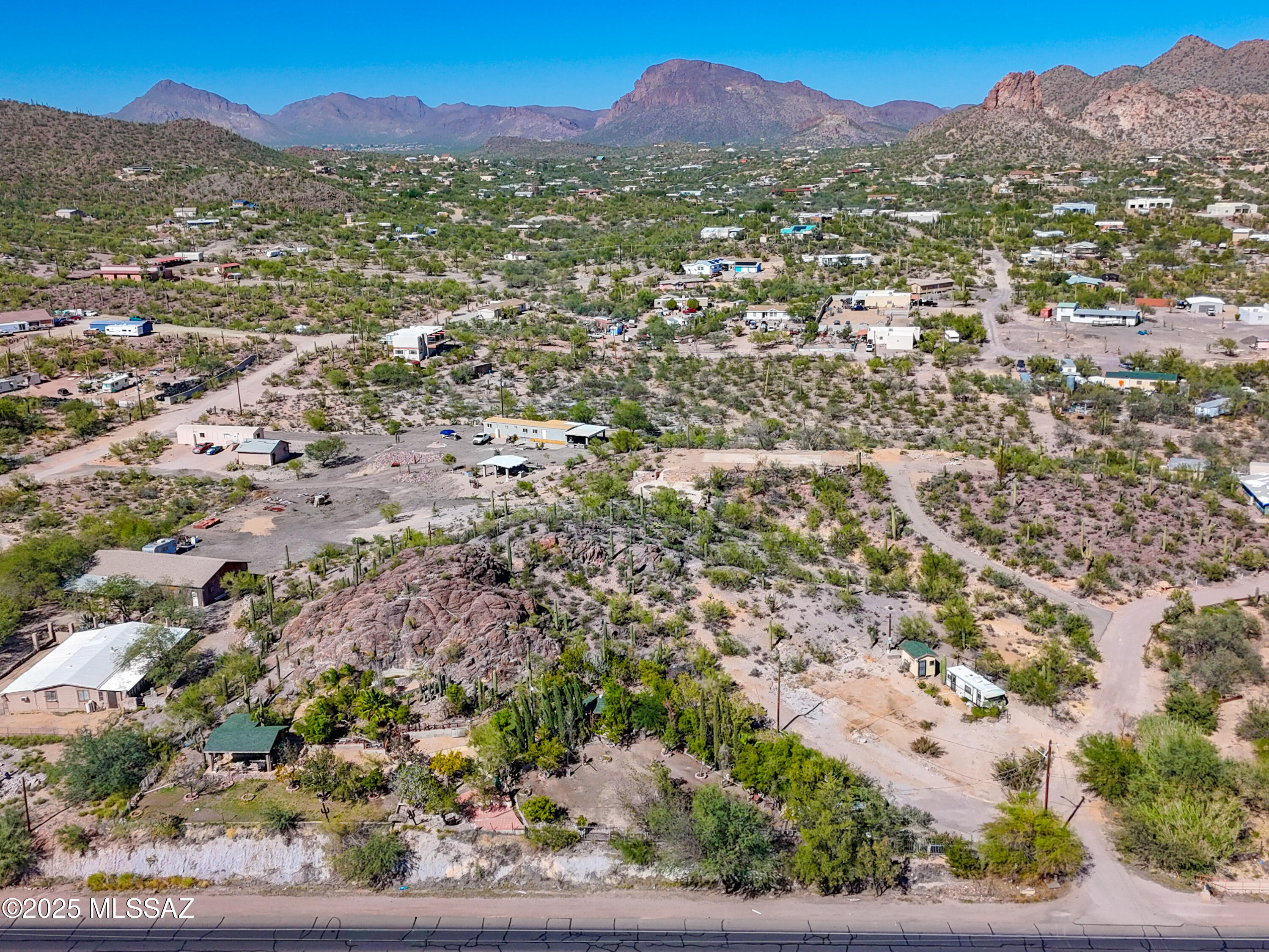 3930 West Valencia Road Tucson, AZ 85746 - Photo 7 of 20 DJI_20251029130956_0295_D