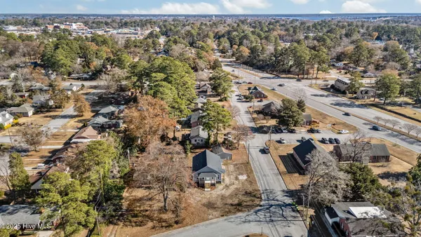 $310,000 | 700 North Grace Avenue, New Bern, NC 28562