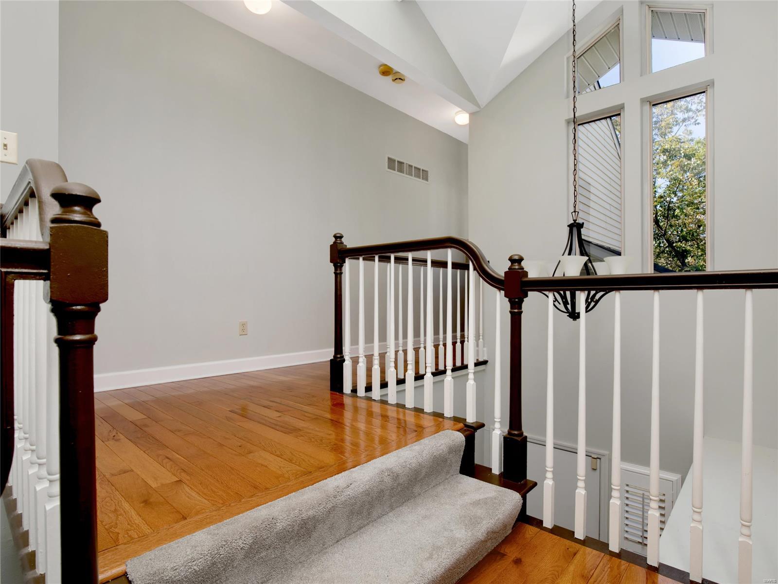 55 Ridgeview Cir Court Ballwin, MO 63021 - Photo 21 of 30 Gallery Image 21